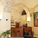 فندق Adria