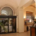 Adria 3* باري