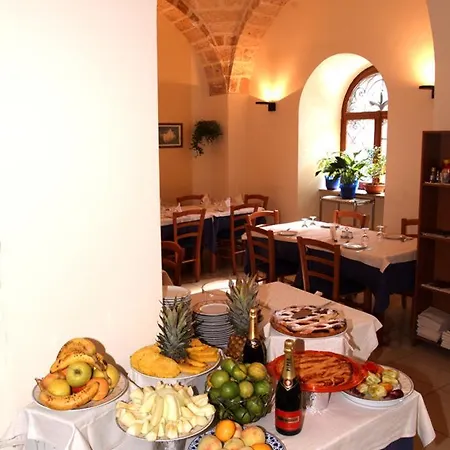 Adria Hotell