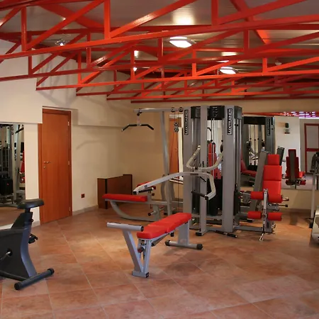 Adria فندق باري