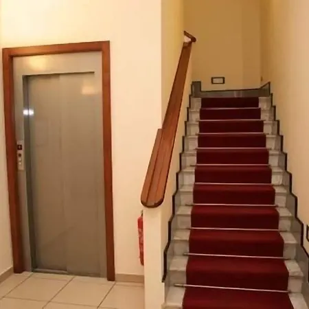 Adria 3* باري