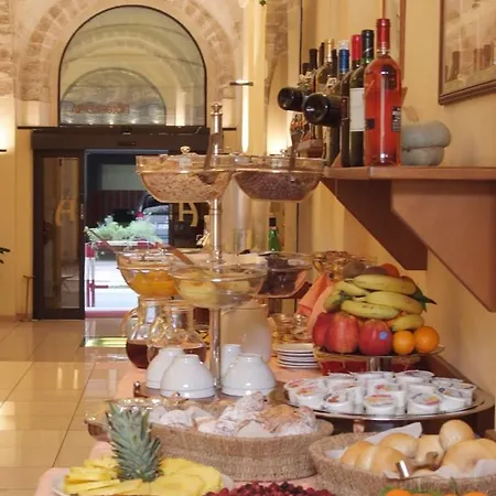 Adria Hotel 3*