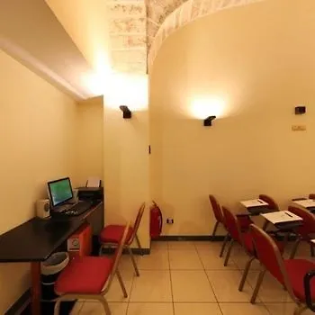 Hotell Adria Bari